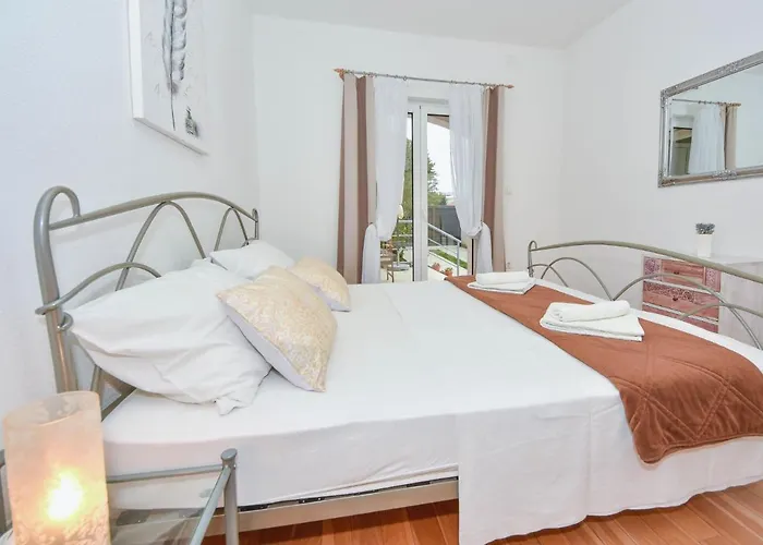 아파트 Mia By Interhome 자다르